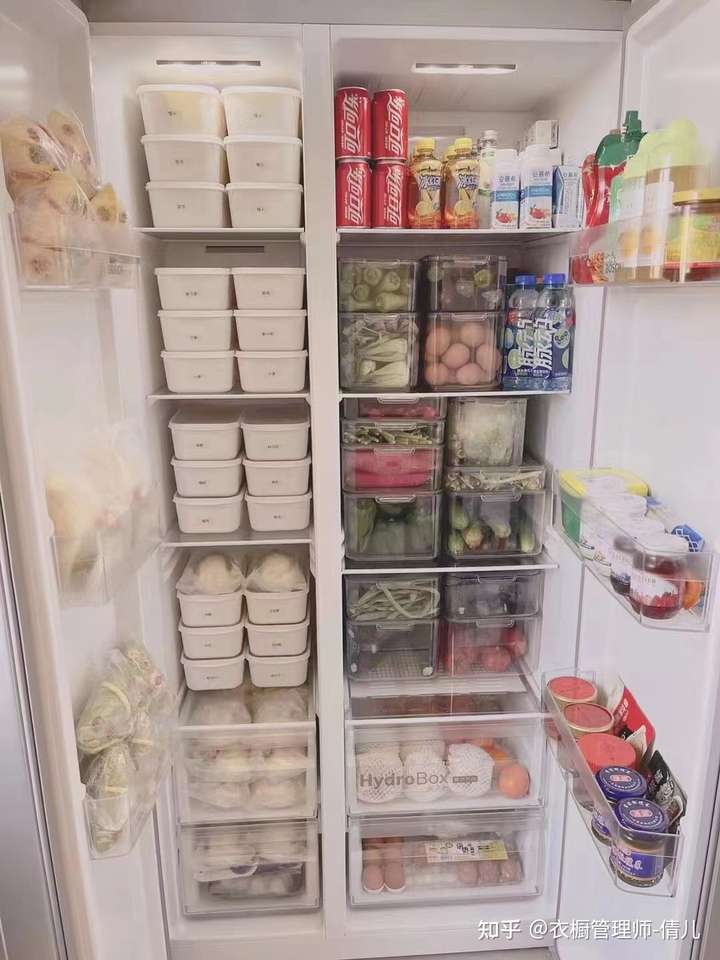 最近家里冰箱又满了,明明已经找收纳盒收好了,但还是不太行,有什么