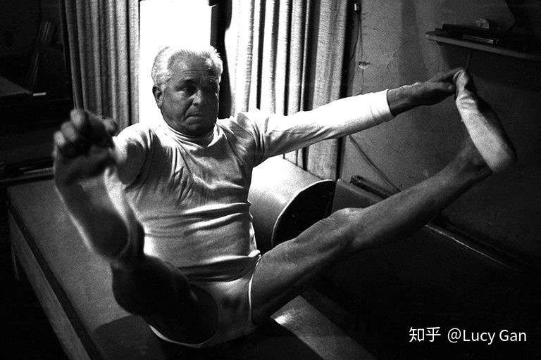 普拉提创始人约… - 知乎