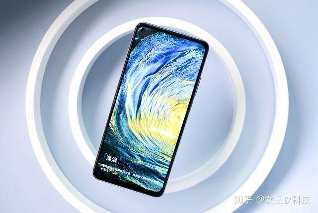 6400万锐力四摄强劲性能荣耀play4千元档5g新选择