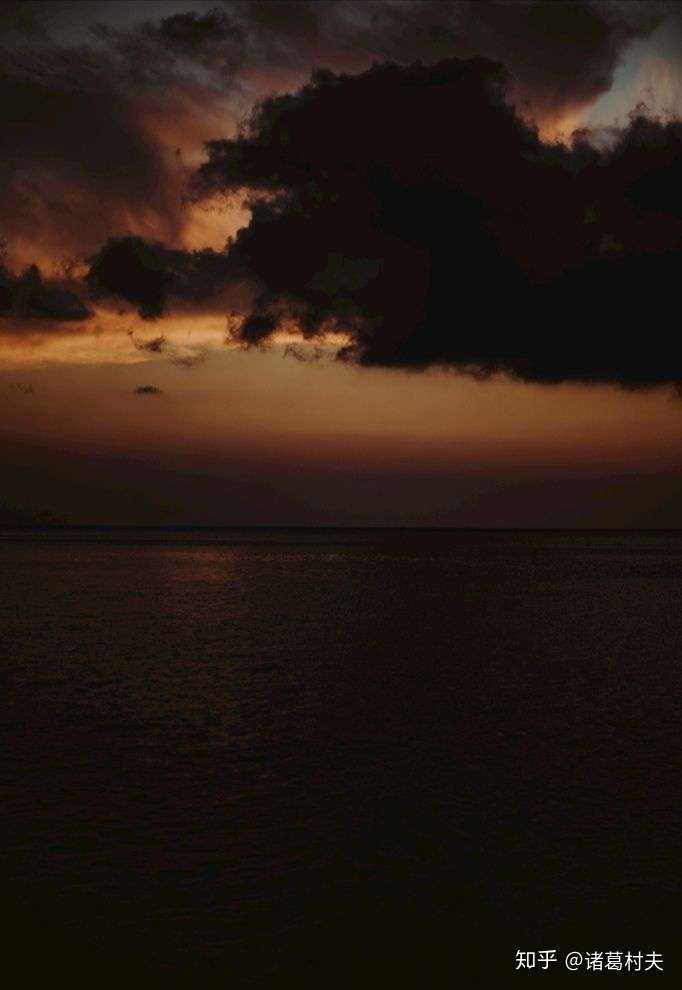 为什么我从小到大所做的梦里面的场景都是昏暗的?