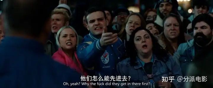 恐怖电影《感恩节》杀疯了,这R级恐怖片看起来太爽了!