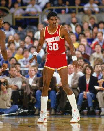 兰迪·布鲁尔2.21m,场均6.6分 貌似几年前还有个2.