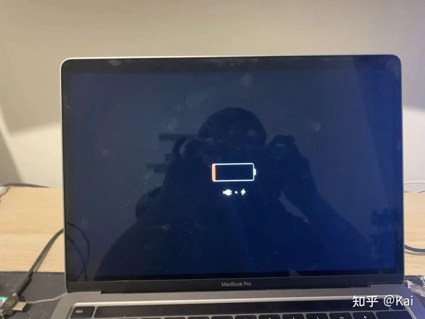 M1 MacBook Pro 13 快充策略：原装61W充电器效果如何？ - 知乎