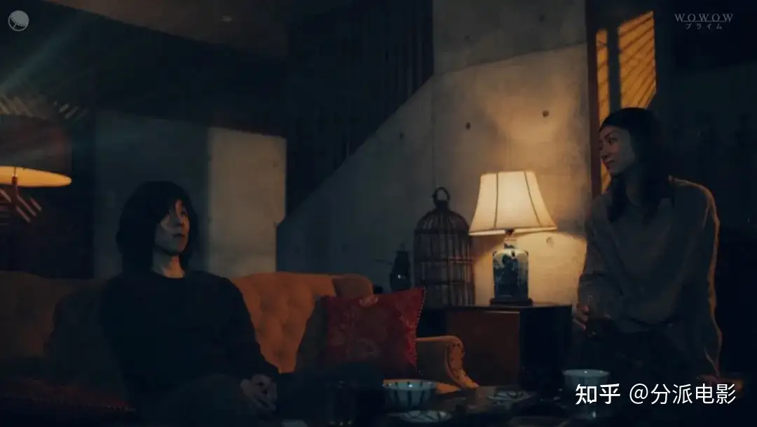 《夜之路标 -围绕某嫌疑人的记录-》一集上头，不愧是岛国，手段太残忍