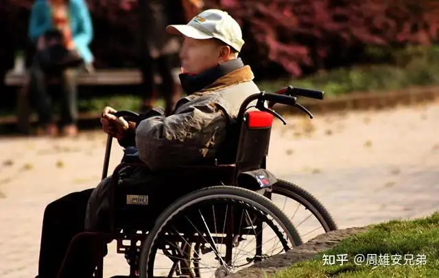 电动轮椅车哪个牌子好，2023年最新电动轮椅车品牌评测推荐