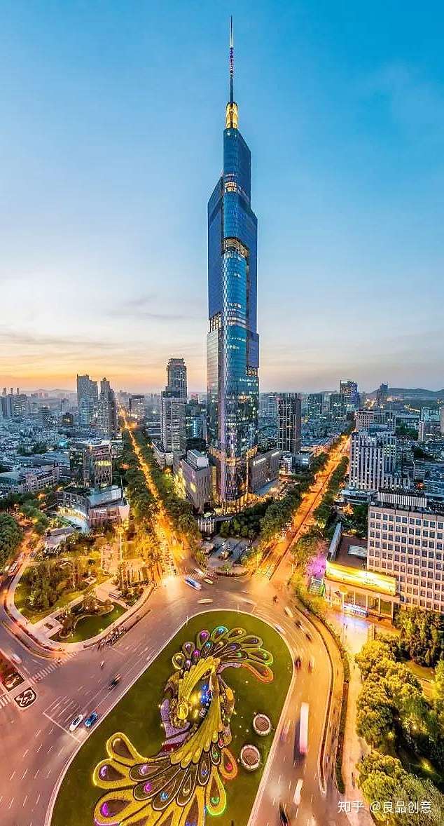 站在哪里对南京紫峰大厦拍摄角度最佳?