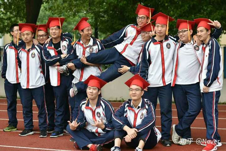 文科班都是什么样子的?