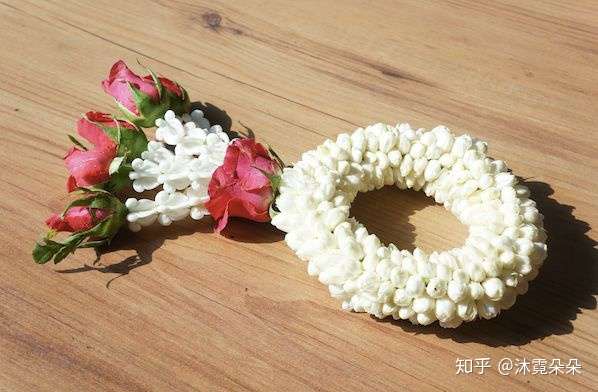 泰国母亲节 泰国人是怎么过这个节日的 知乎