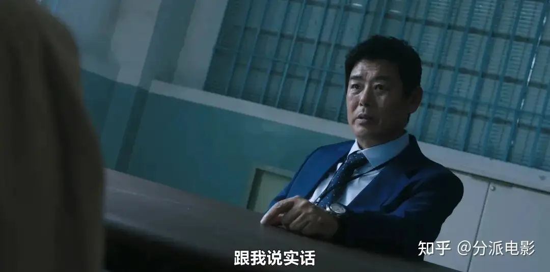 《死亡之花》开年最“疯”，冲击力满分！