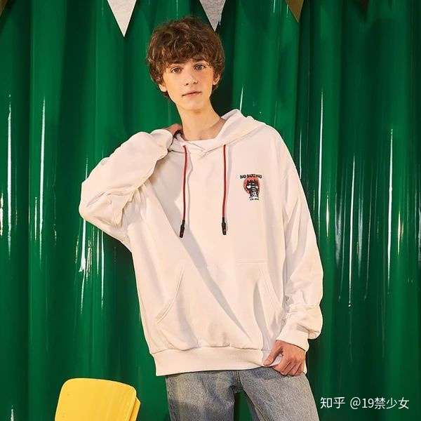 男生可爱风/萌系穿搭该怎么买衣服?