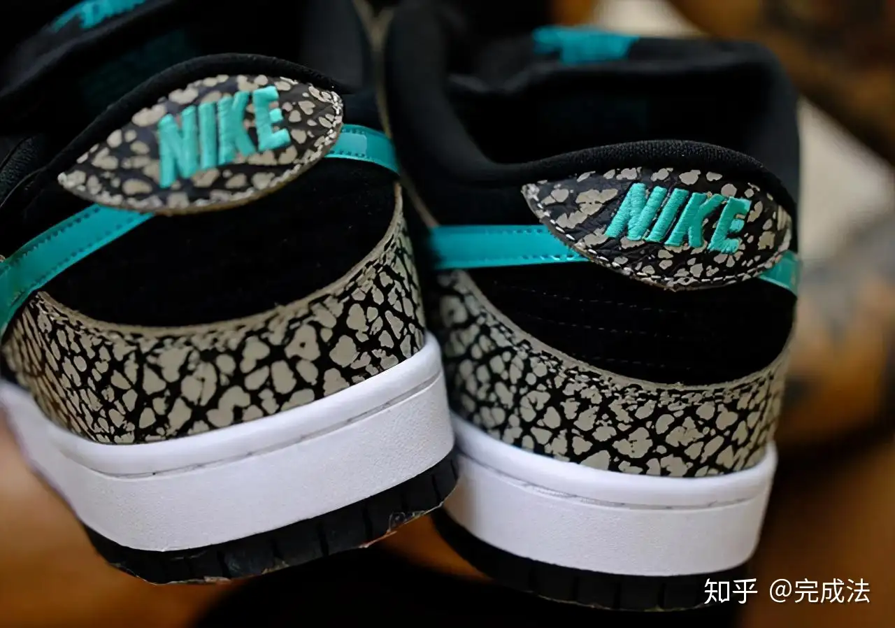 Nike SB Dunk Low 实物图外泄解密- 知乎