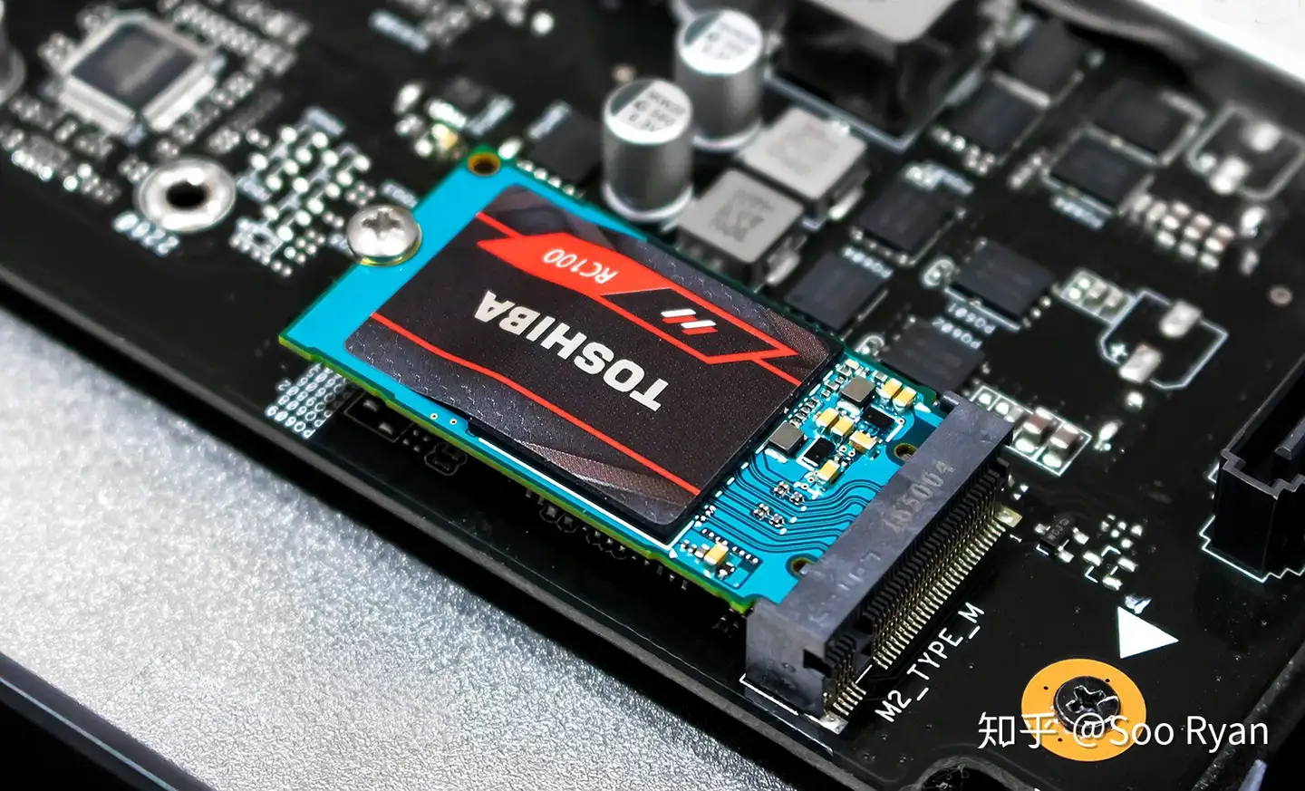 注目ブランドのギフト 未使用 M.2 NVMe SSD 256GB 2種3個 Type2242 PC