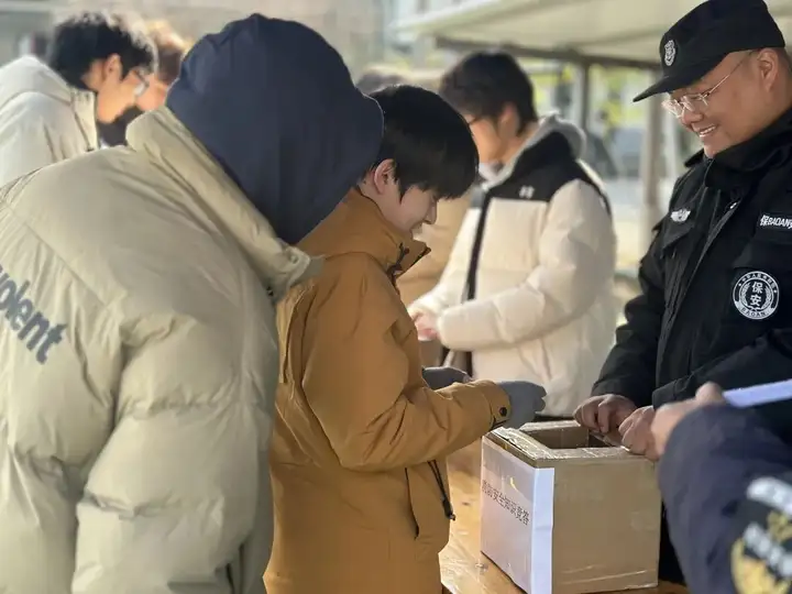 【平安校園】趣味競答學消防 安全知識記心間 | 富陽校區開展消防知識競賽活動！(圖2)