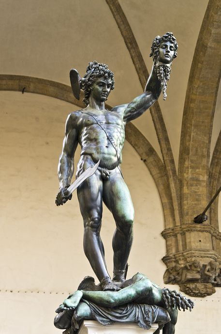 阿喀琉斯和珀耳修斯对决,谁能赢?