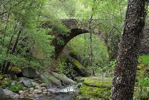 西班牙秋天的正确打开方式 知乎