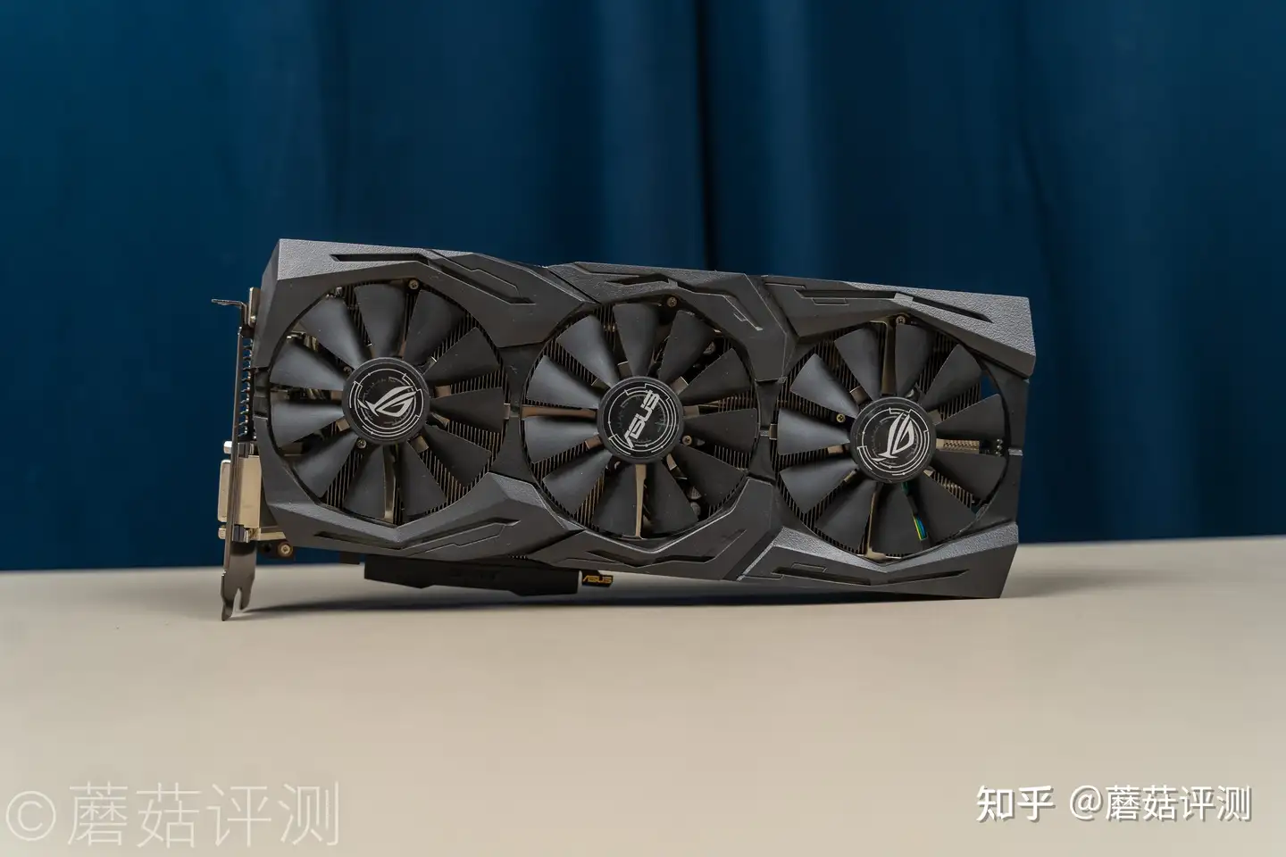 颜值依然很能打，但性能就不太行了、华硕ROG STRIX-GTX1060