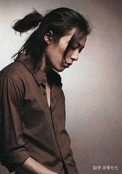 有什么适合男生的长发发型?