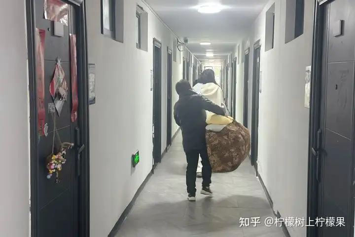 輕裝啟程 逐光而上 | 富陽校區(qū)春季學(xué)期開學(xué)報(bào)到(圖6)