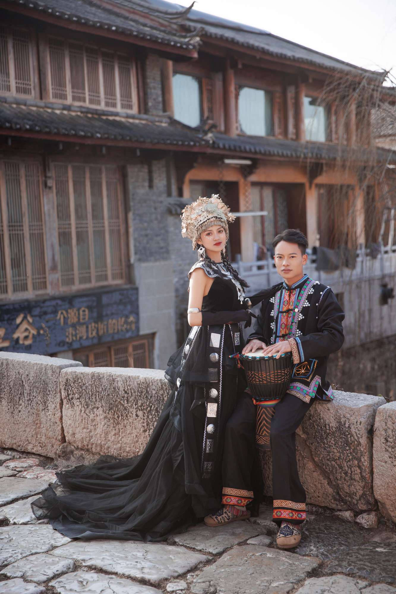 凡咔摄影全球旅拍 的想法: 丽江苗族婚纱照客片分享 苗族婚纱照,是