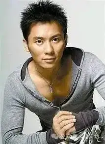 这个李晨原来是上过《非你莫属》的北大才子.