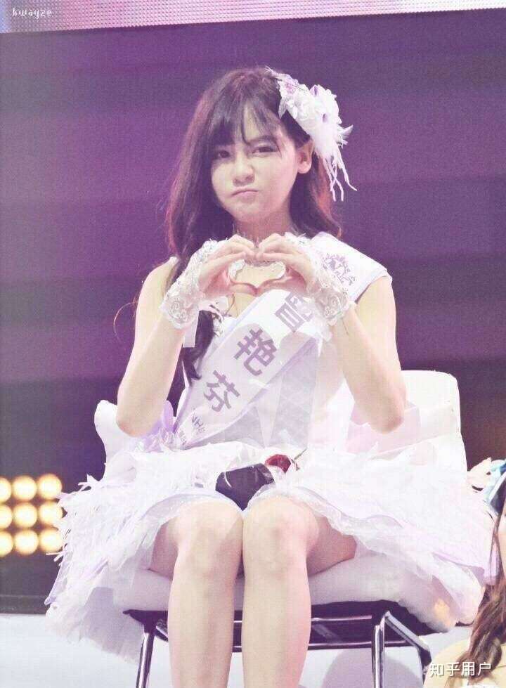 同48g邪道曾艳芬,呃不是那个邪恶女王李艺彤