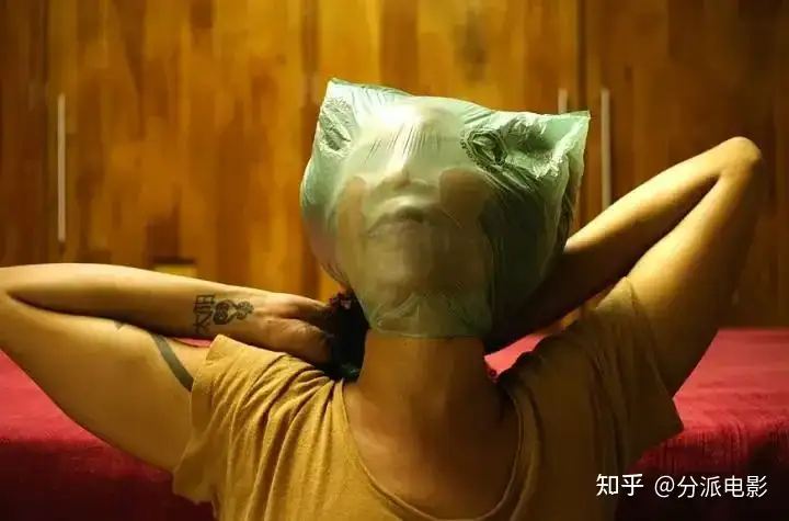 《第34条法则》太敢拍了!欧洲文艺电影尺度不设限