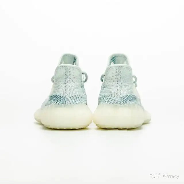 堪称神仙配色！ Yeezy Boost 350 V2“Cloud White” 实物图曝光- 知乎