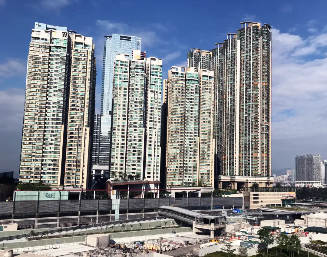 香港买房丨九龙站上盖入门屋苑：漾日居- 知乎