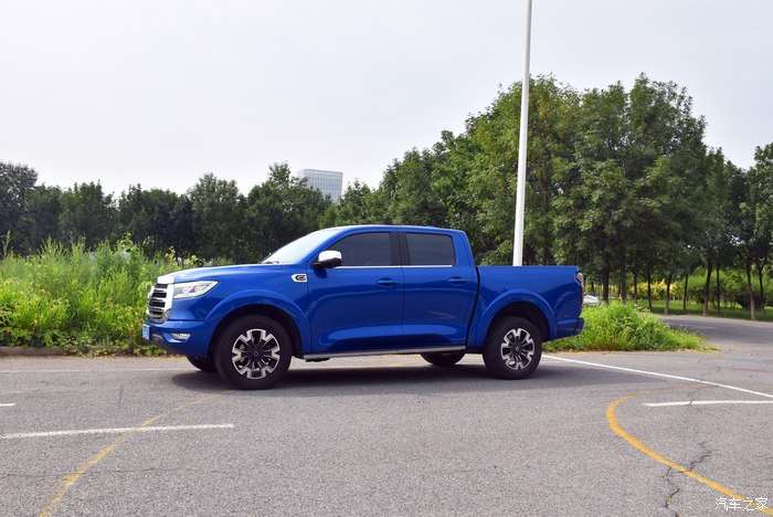 国产豪华皮卡实力担当为长城炮疯狂打call