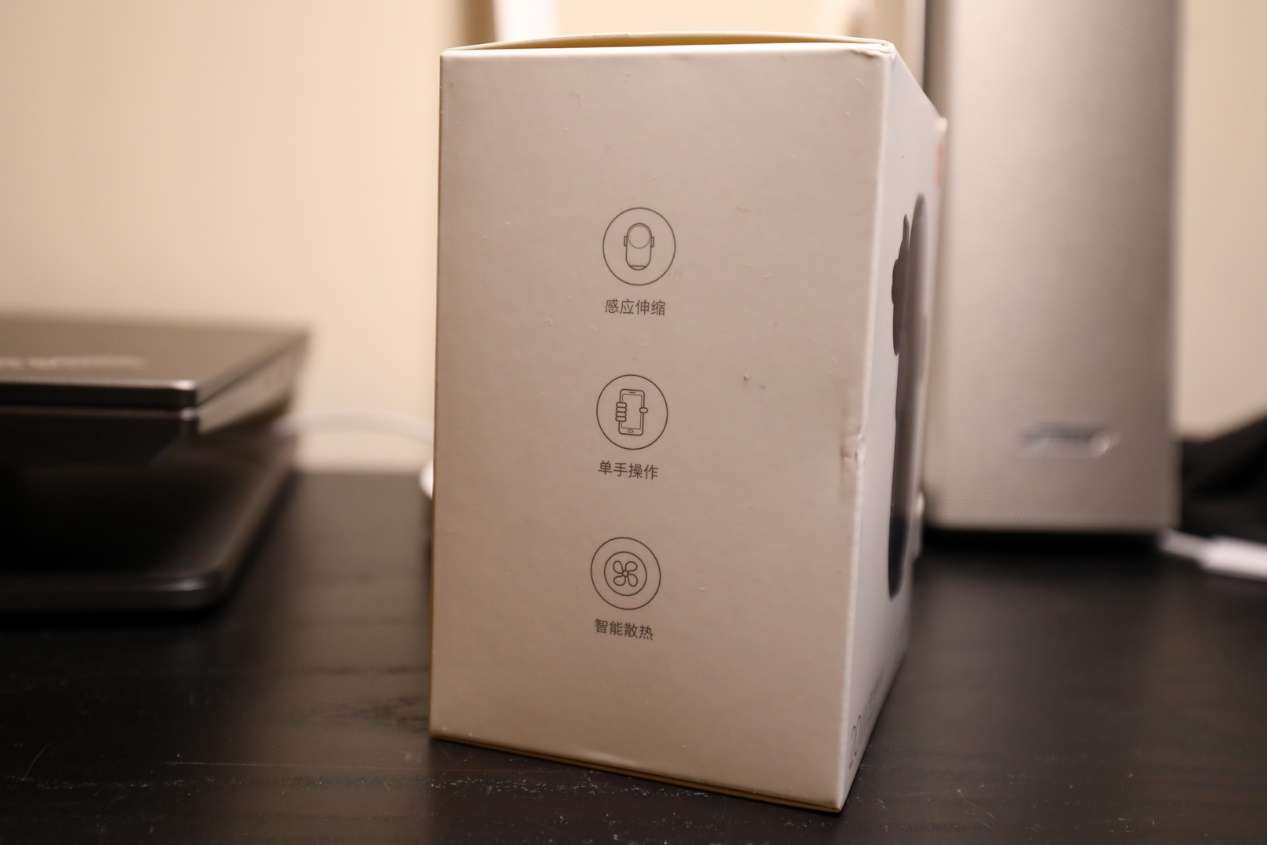 诚意推荐车主必备小米无线车充使用体验 知乎