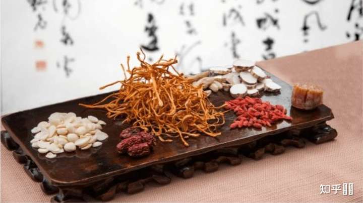 酸枣仁汤《金匮要略》