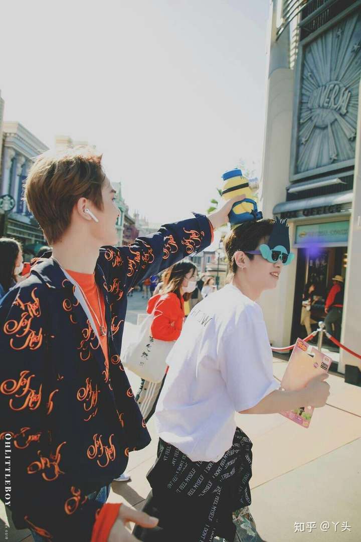 如何评价爱奇艺推出的小型纪录片综艺《ninepercent花路之旅》?