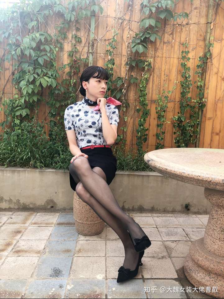 (伪娘女装大佬不算)?