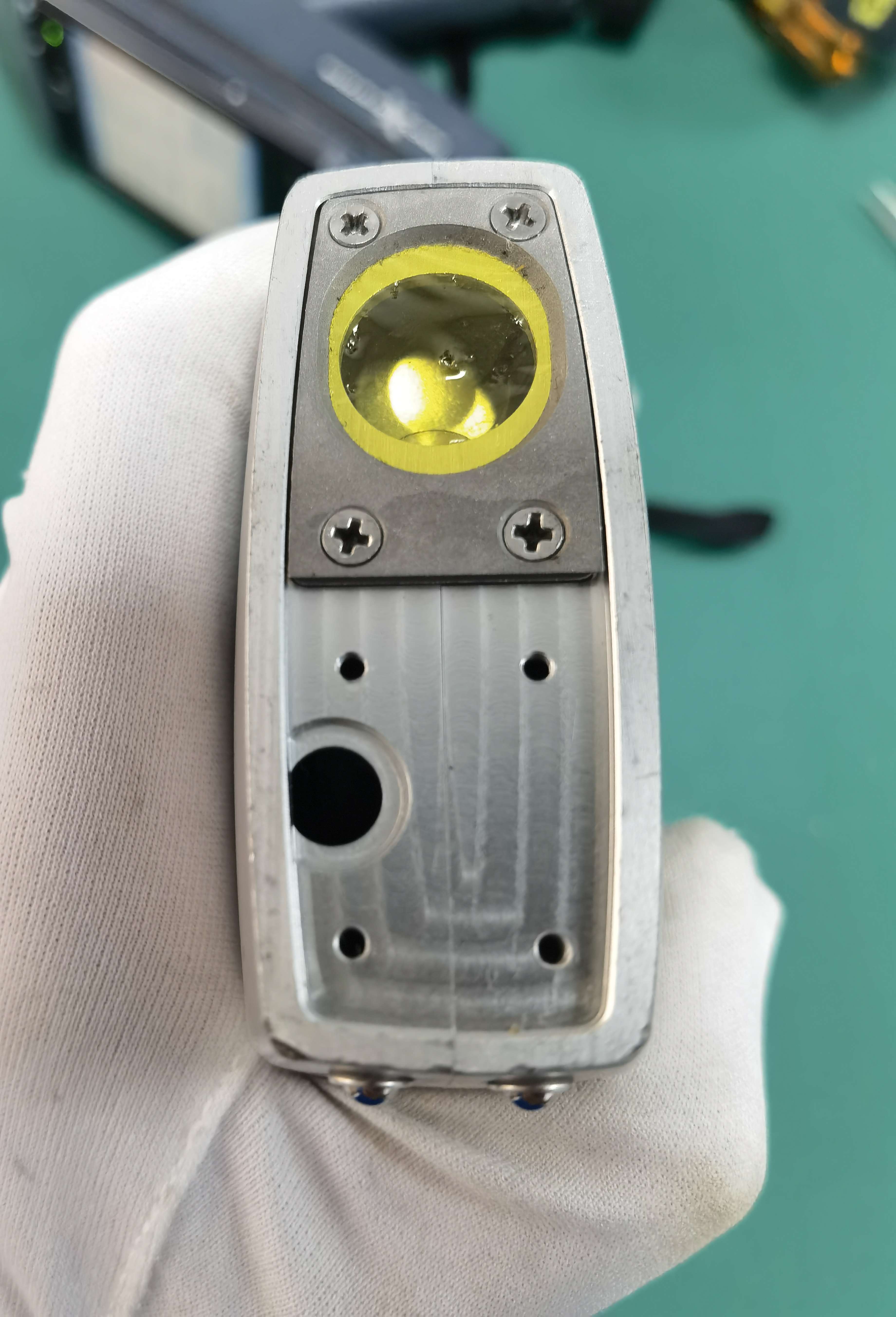 光谱仪维修服务回 的想法: 伊诺斯光谱仪前端的小孔有什么用? - 知乎