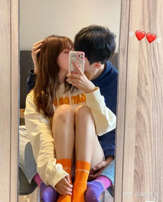 情侣在一起时有什么尴尬的瞬间?