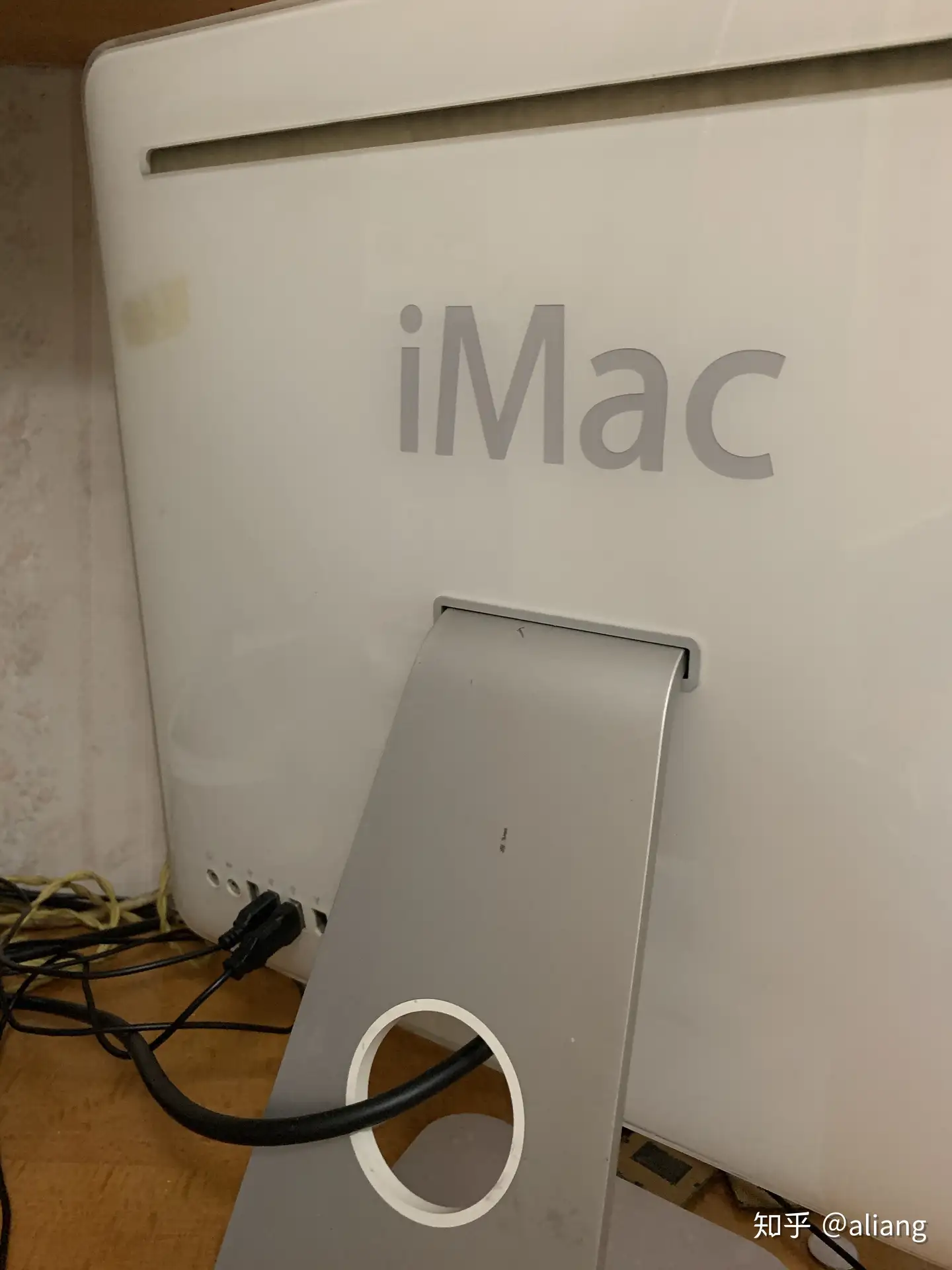 在2020年，一台2006年的iMac还可以做什么？ - 知乎
