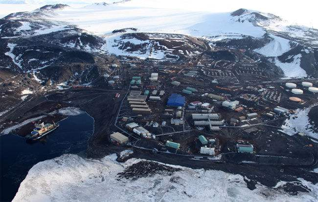 南极麦克默多站图片