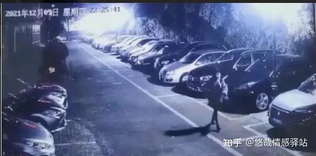 23岁妙龄女子深夜失踪，根据监控画面推断凶多吉少