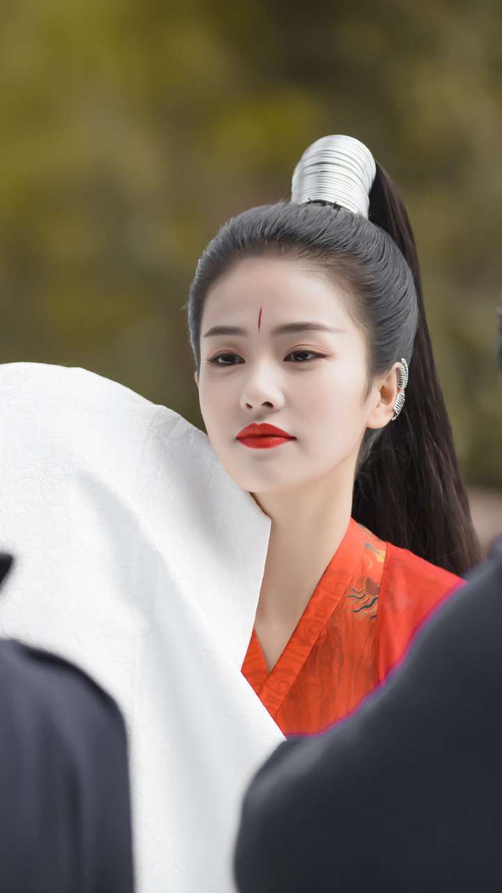 哪些女明星古装造型比较惊艳,最好带图回答?