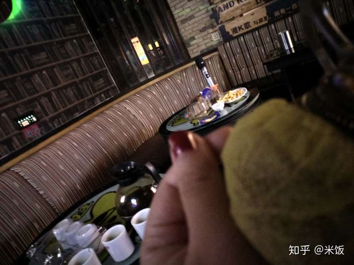 一个人去ktv唱歌是什么体验