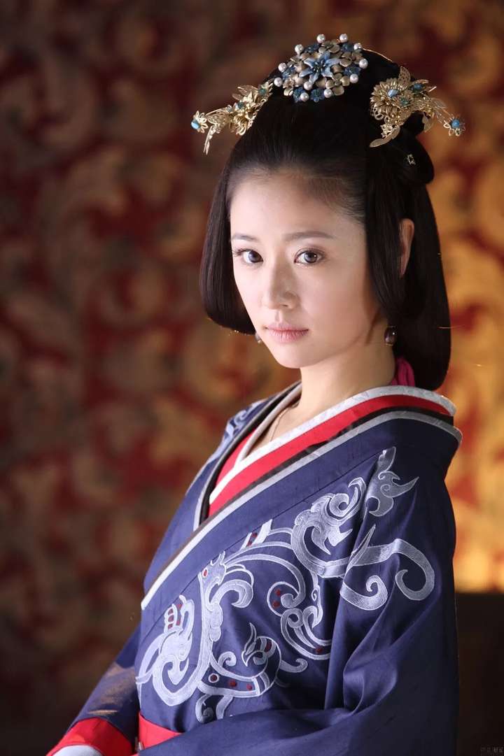 有哪些演员颜值特别高的电影或电视剧?