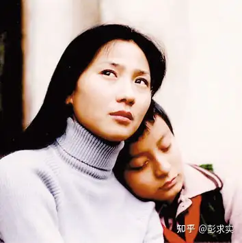 一,导演李玉导演李玉,1973年12月2日出生于山东青岛,中国内地电影女