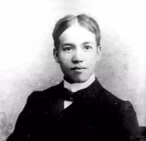梁启超:为什么劝你在业余时间练书法?