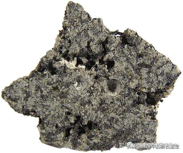 陨石鉴定 钛辉无球粒陨石全景图