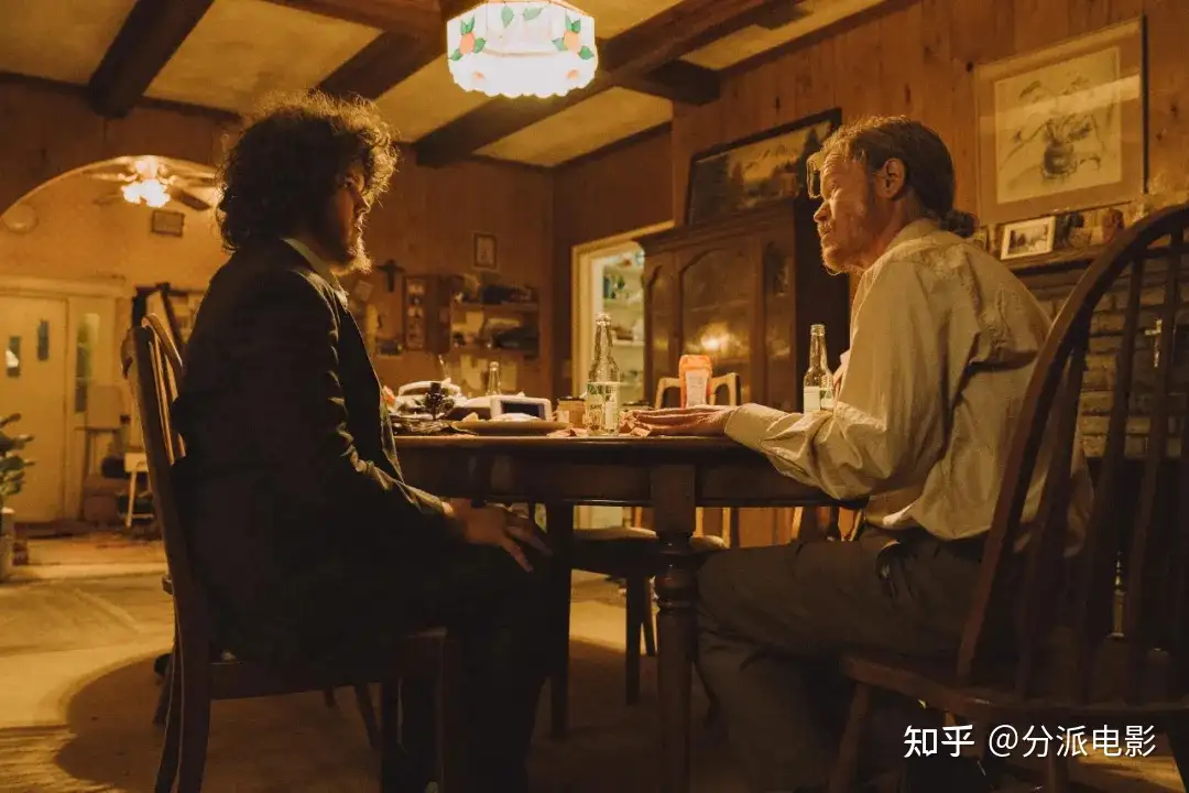 《拯救地球》石头姐这部R级科幻片太癫了！