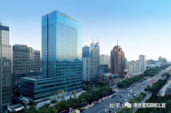 香港富豪传 杨成家族的英皇集团 知乎