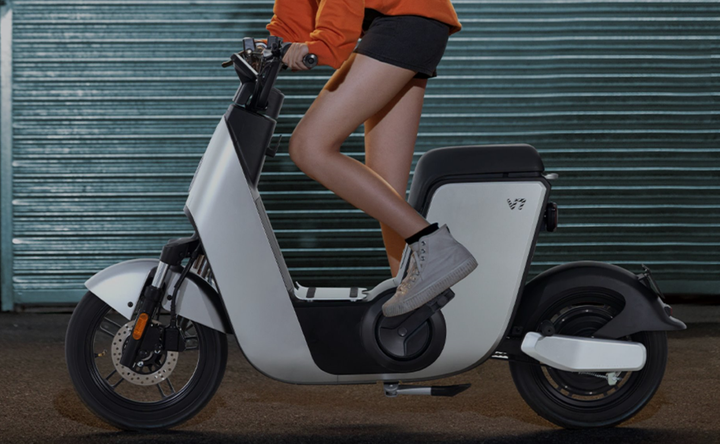 长在我审美上的雅迪v7电动车体验报告