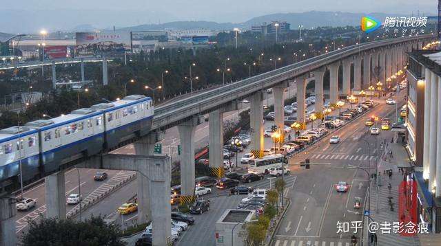 中国机长 幕后纪实上线 专家解密机长神级操作 陈数原型出镜 知乎