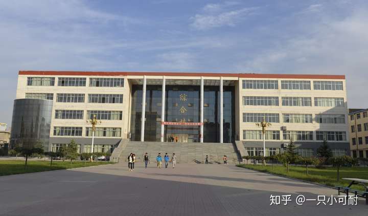 冀中职业学院的图书馆或教室环境如何是否适合上自习