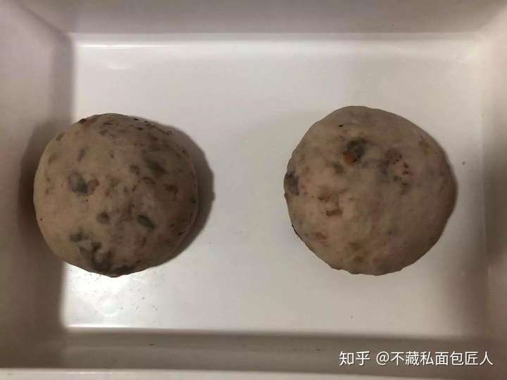 当下火爆的软欧包,跟甜面包有什么区别?